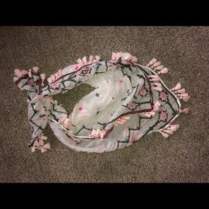 2 American Eagle triangle scarfs